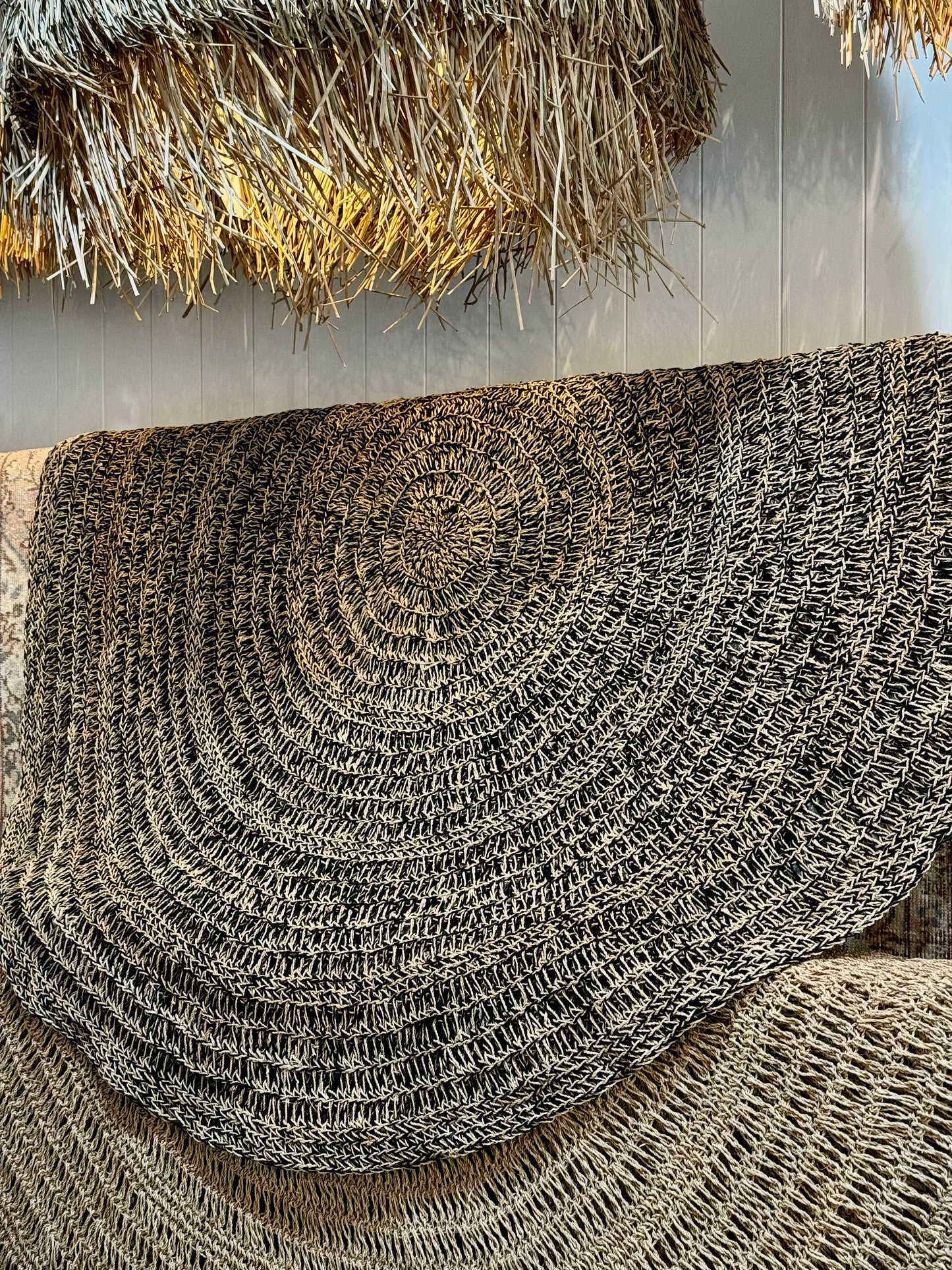 Rug Maya Natural Round Black