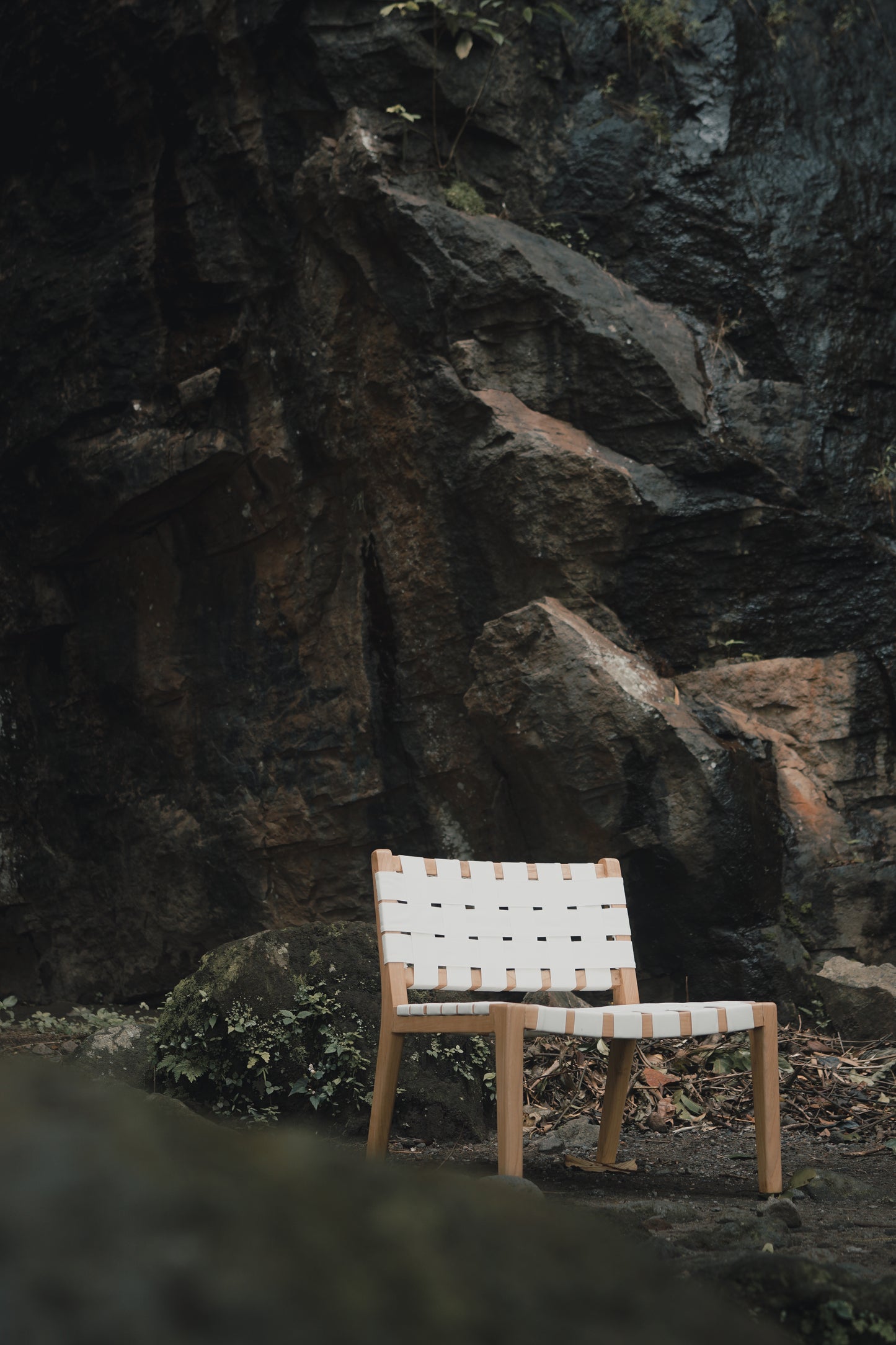 BAILEY LOUNGE CHAIR