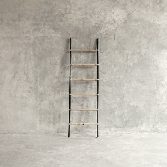 EMIR LADDER BLACK - 45 CM