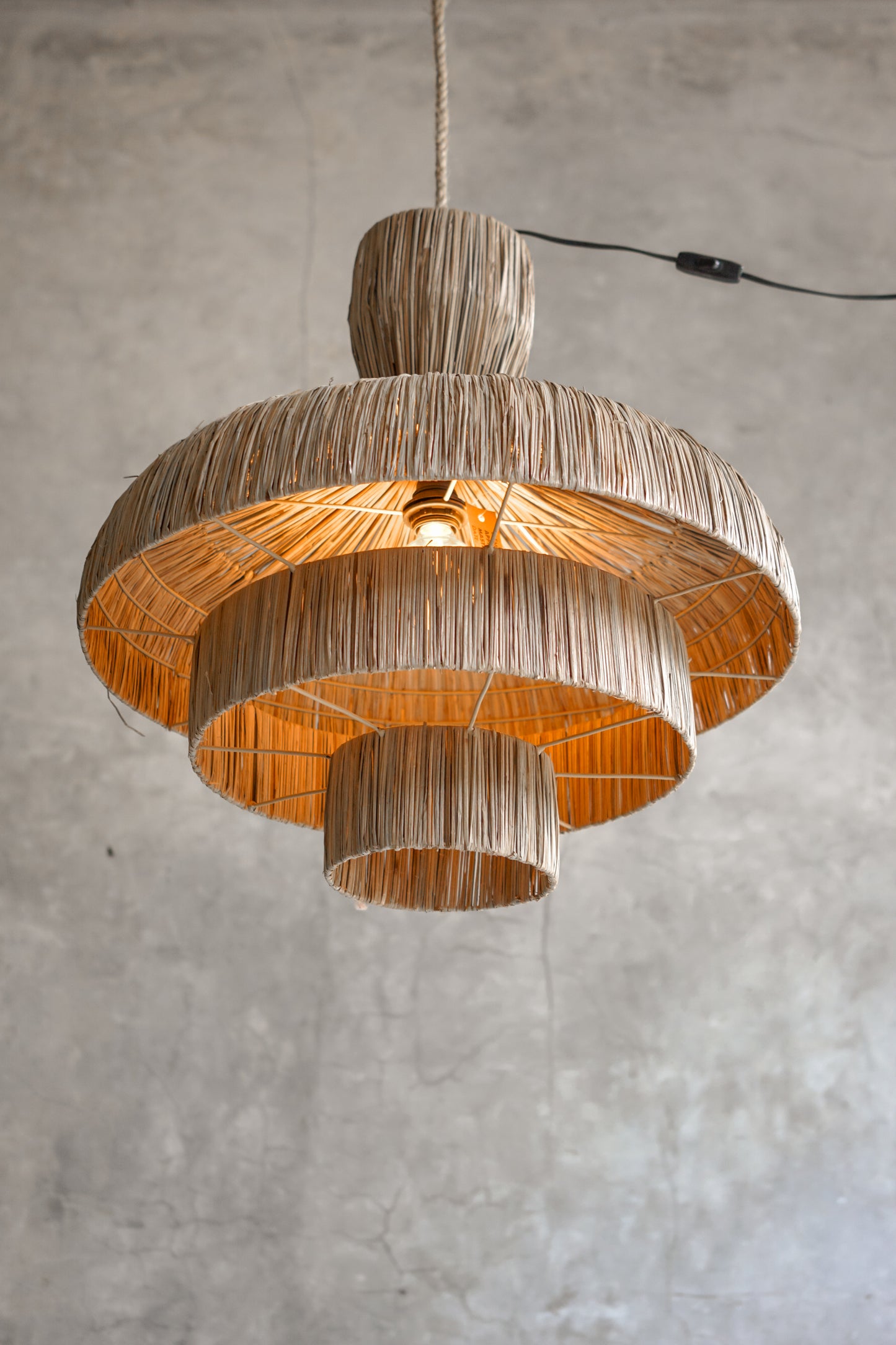 SAYLOR HANGING LAMP