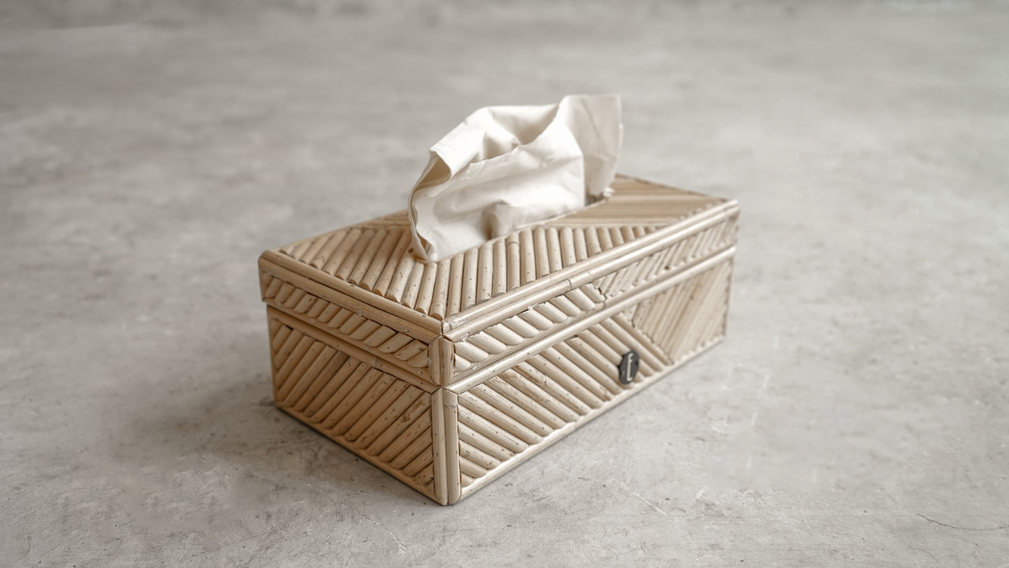 ZORA TISSUE BOX